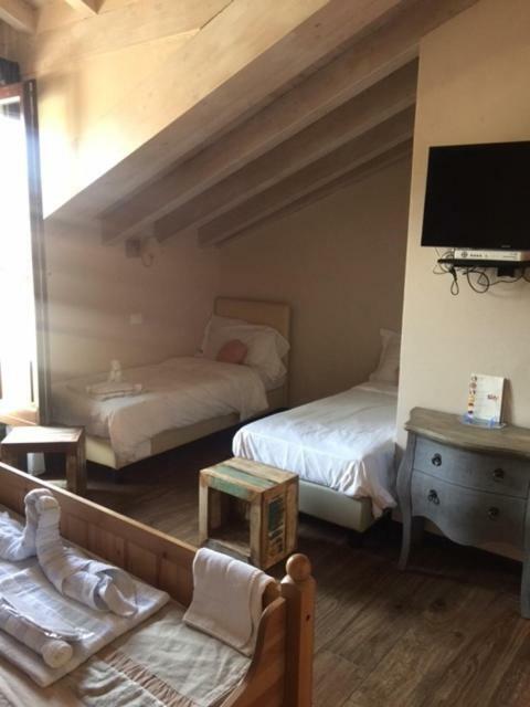 Casa Rosa Bed & Breakfast San Giuliano Milanese Exterior photo